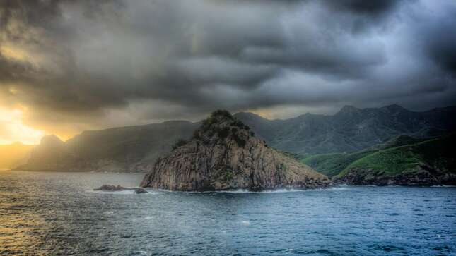 Descubren estructuras no identificadas en el interior de la Tierra