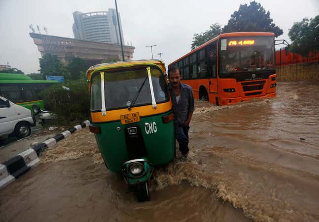 Delhi-rain-water-logging