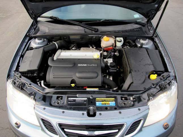Image for article titled At $11,995, Could This Six-Speed 2007 Saab 9-3 SportCombi Shift Your Interest Into High Gear?