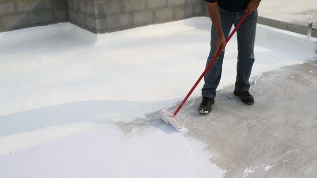 Image for article titled How to Coat Your Flat Roof (and Why You Should)