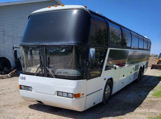 Image for article titled One of the Weirdest Buses to Grace American Roads Has Popped up for Sale in Michigan