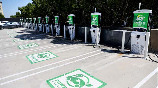 Cars recharge at a Power Up fast charger station on April 14, 2022 in Pasadena, California. 
