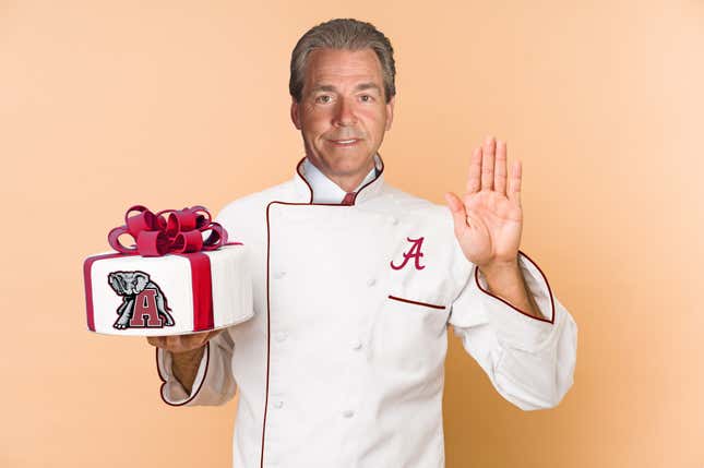 Image for article titled Losers don’t get cake at Alabama