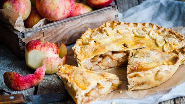 Image for article titled Don&#39;t Use Soft Apples in Your Pies (and Other Ways to Choose the Right Apple for Cooking)