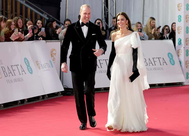 Image for article titled BAFTAs Red Carpet 2023: Prince William and Kate Middleton Mingle With Hollywood Royalty