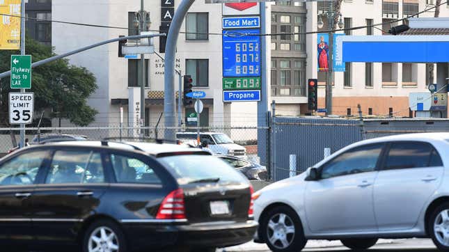 Image for article titled Inflation Affected Cars More Than Anything Else In The U.S. In 2021