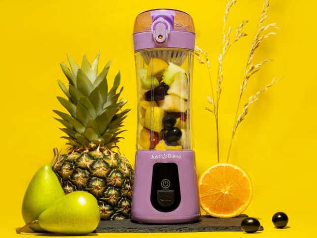 Take 9% Off the JustBlend Portable Blender and Make Your Favorite Drinks Everywhere