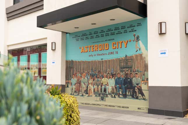 Image for article titled Asteroid City Comes Alive in New Immersive Experiences