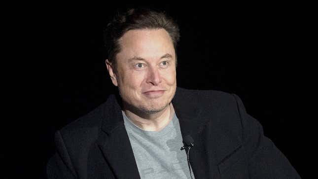 Image for article titled What Elon Musk Told Twitter Employees During His First Company Meeting