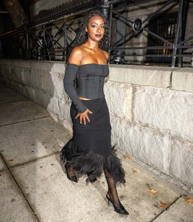 Image for article titled More Fabulous Outfits Black Celebs Wore to New York Fashion Week 2023