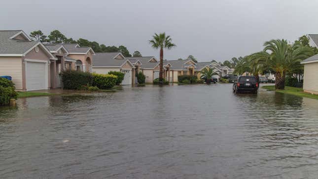 Image for article titled How to Assess Your Home’s Risk From Climate Change