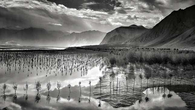 © William Dalrymple, Dawn over Skardu, Pakistan.