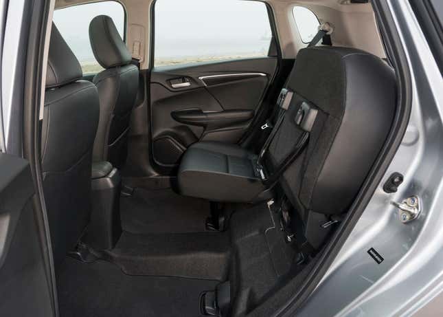 Image for article titled Here Are The Coolest Features You Found In Cheap Economy Cars