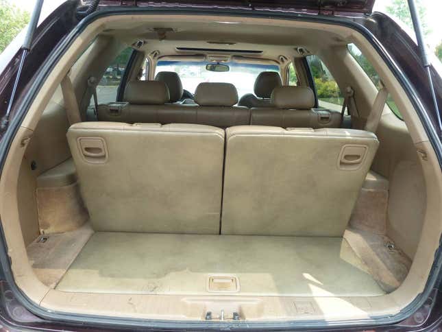 Image for article titled At $4,250, Does This 2001 Acura MDX Touring Offer Three-Rows Worth Of Value?