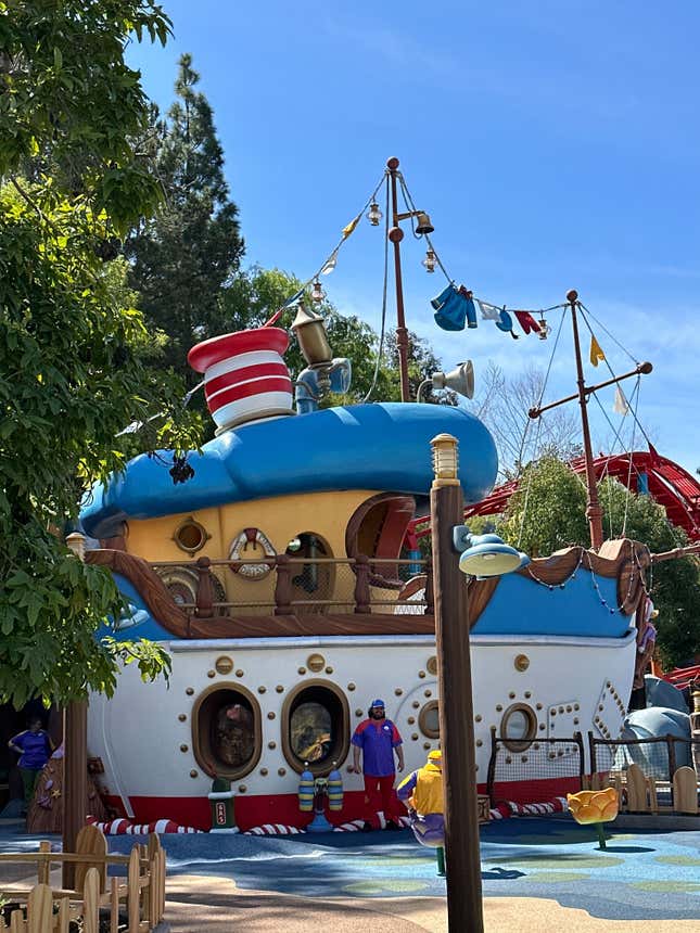 Image for article titled Disneyland&#39;s New Toontown Welcomes Families and Kids at Heart