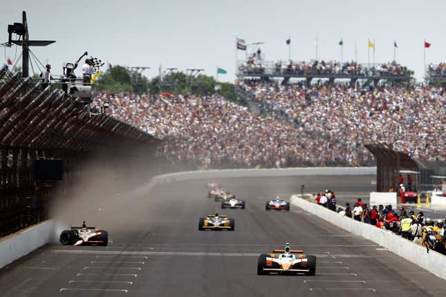 Image for article titled Here Are Your Favorite Indy 500 Moments