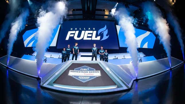 Image of Overwatch League team, Dallas Fuel, standing on stage at the Allen Area.