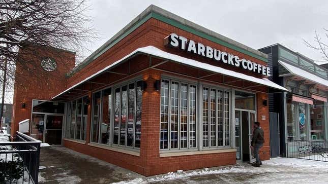 Image for article titled A lone Starbucks location in Buffalo, NY, is the first to unionize