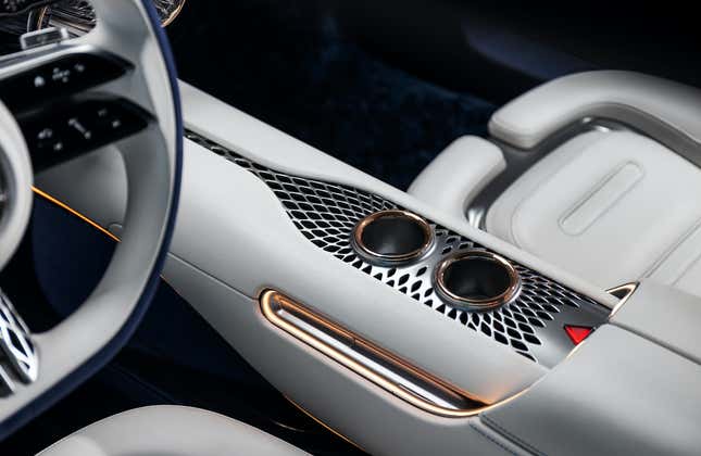 Image for article titled Mercedes-Benz Has A New EV Concept With High Range And Low-ish Power