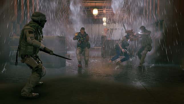 A Wanted: Dead image of protagonist Hannah Stone battle against some military soldiers in the rain.