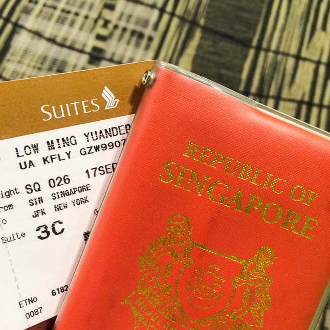 Image for article titled What it’s like to fly the $23,000 Singapore Airlines Suites class