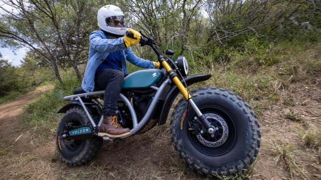 Image for article titled The 2022 Volcon Grunt Is Made For Ripping Around The Farm And Backcountry