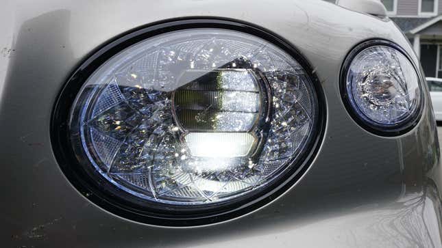 Image for article titled These Are Your Favorite Headlight Designs of All Time