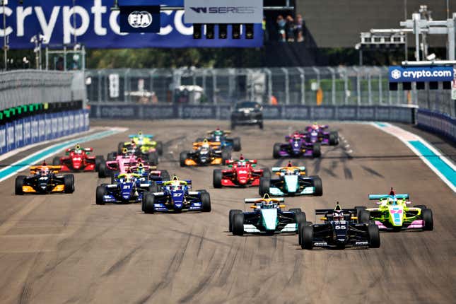 Jamie Chadwick of Great Britain and Jenner Racing leads the field into turn one during race 2 of W Series Round 1 at Miami International Autodrome in May 2022.