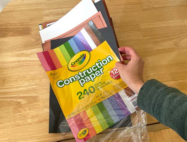 Image for article titled Only Shitty Colors Left In Construction Paper Pack