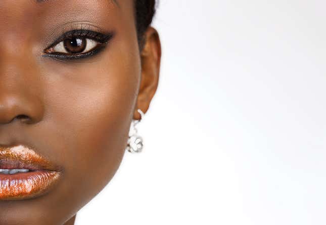 Image for article titled Get Ready to Fall for These Autumn Beauty Trends Made With Melanated Skin in Mind