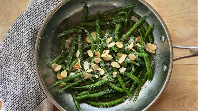 Image for article titled Glaze Your Green Beans in Butter and Stock