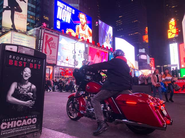 Image for article titled Traffic Cameras in New York Are Listening for Illegally Loud Vehicles
