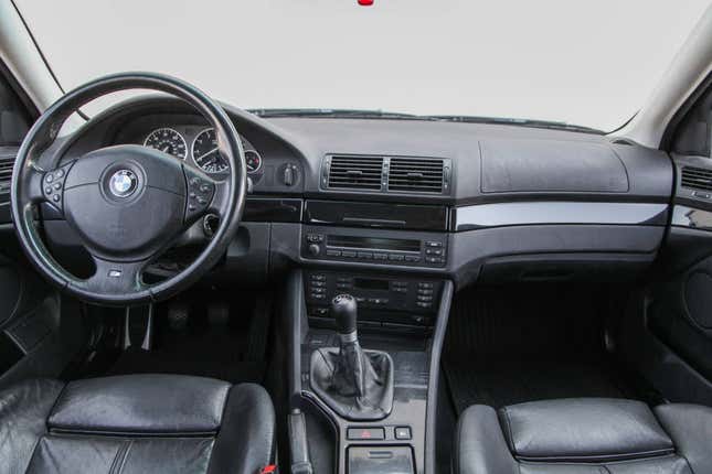 Image for article titled At $8,500, Could You Build A Relationship With This 1999 BMW 528i Touring?