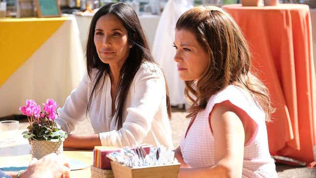 Padma Lakshmi and Gail Simmons in Top Chef season 20, episode 2