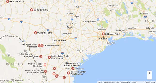Image for article titled The Trump administration will check people’s papers as they evacuate from Hurricane Harvey