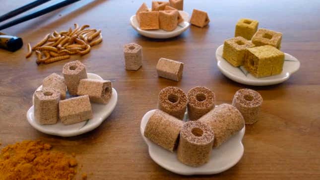 2032: Delicious Uncle Sam’s Meal Cubes are laser-sintered from granulated mealworms; part of this healthy breakfast.