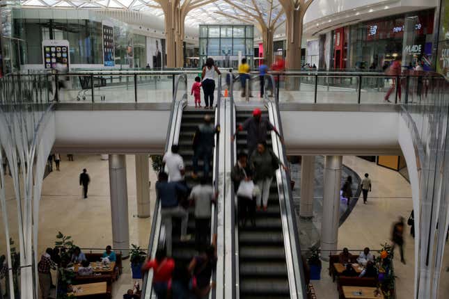 Analysts believe the mall’s location, off a busy highway, in a rapidly developing area and far from competitors, might help it weather the country’s economic downturn.