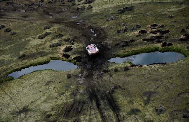 Image for article titled Photos: The epic landscape of the Dakar Rally, seen from above