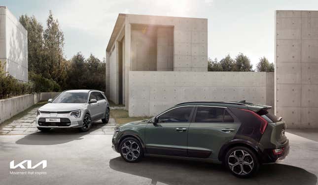 Image for article titled Kia Debuts The 2023 Niro With A Rather ... Interesting Redesign