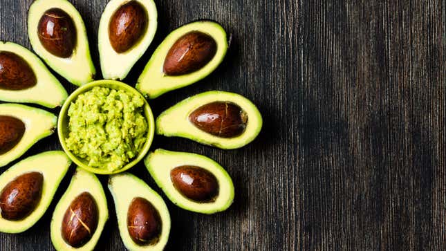 Image for article titled Scoop Up These Freebies and Deals for National Guacamole Day