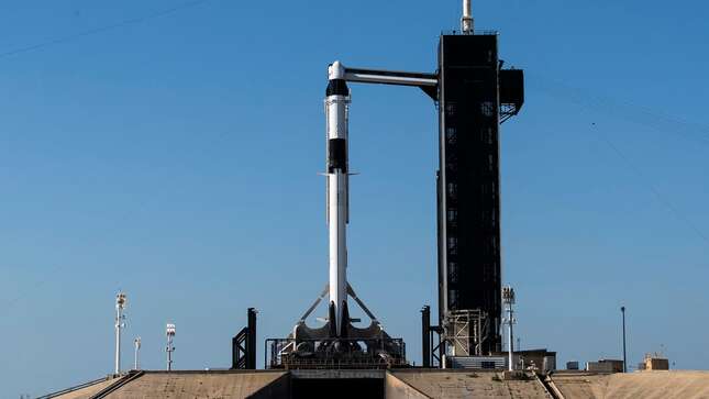 La NASA da luz verde para la primera misión tripulada a bordo de la nave Crew Dragon de SpaceX