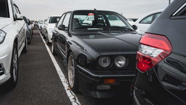 Image for article titled Inside Japan's Biggest Used Car Auction