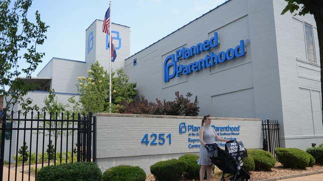Missouri’s Last-Remaining Abortion Clinic Can Stay Open for Now—but the State Has Yanked Its License