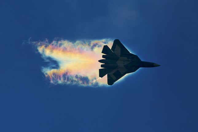 Imagen para el artículo titulado El escalofriante grito del Sukhoi Su-57 Felon, el caza más avanzado de la fuerza aérea rusa