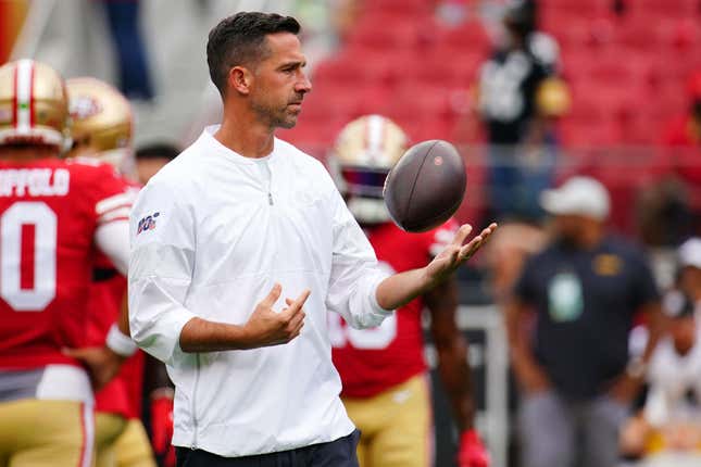 Image for article titled Kyle Shanahan Is Really Going To Enjoy Kicking The Shit Out Of The Skins