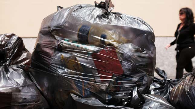 Image for article titled Many Plastics Aren&#39;t Actually Recyclable, a New Report Shows