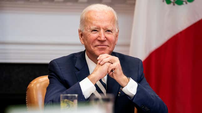 Image for article titled Biden Touted As Modern-Day FDR After Getting Hand Job From Cousin In Upstate New York