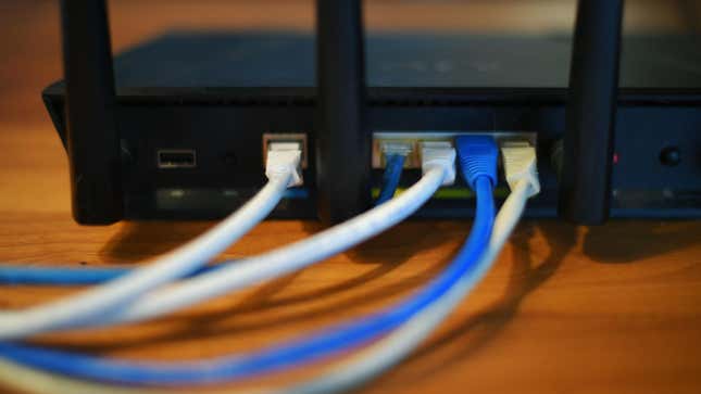 Image for article titled Cox Might Slow Down a Whole Neighborhood's Internet If One Person Is Using Too Much Data
