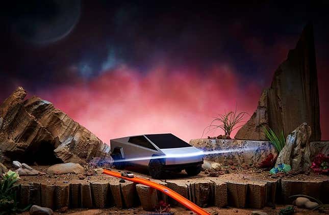 Imagen para el artículo titulado Este Cybertruck a control remoto de Hot Wheels es el Tesla que podemos permitirnos