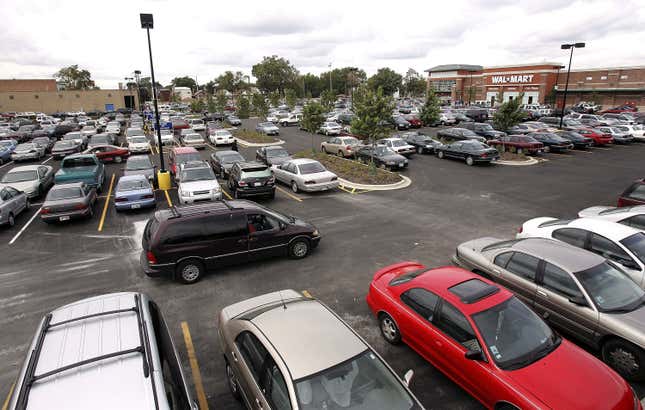 Image for article titled Here&#39;s What You Think About Backing Into Parking Spaces